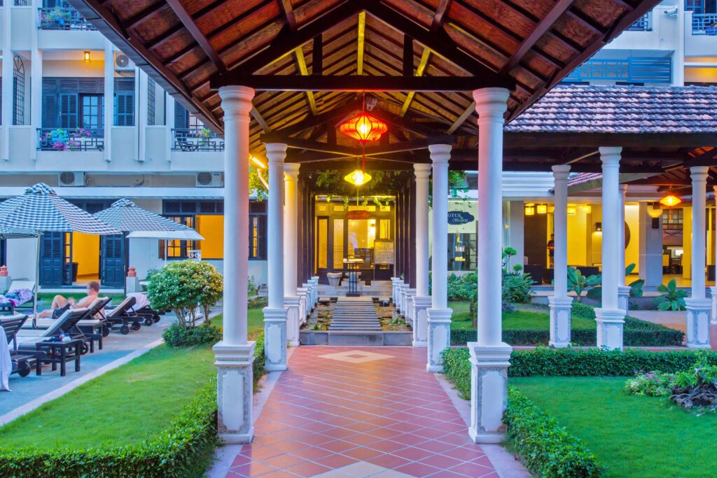 white-lotus-spa-hoi-an-historic-hotel