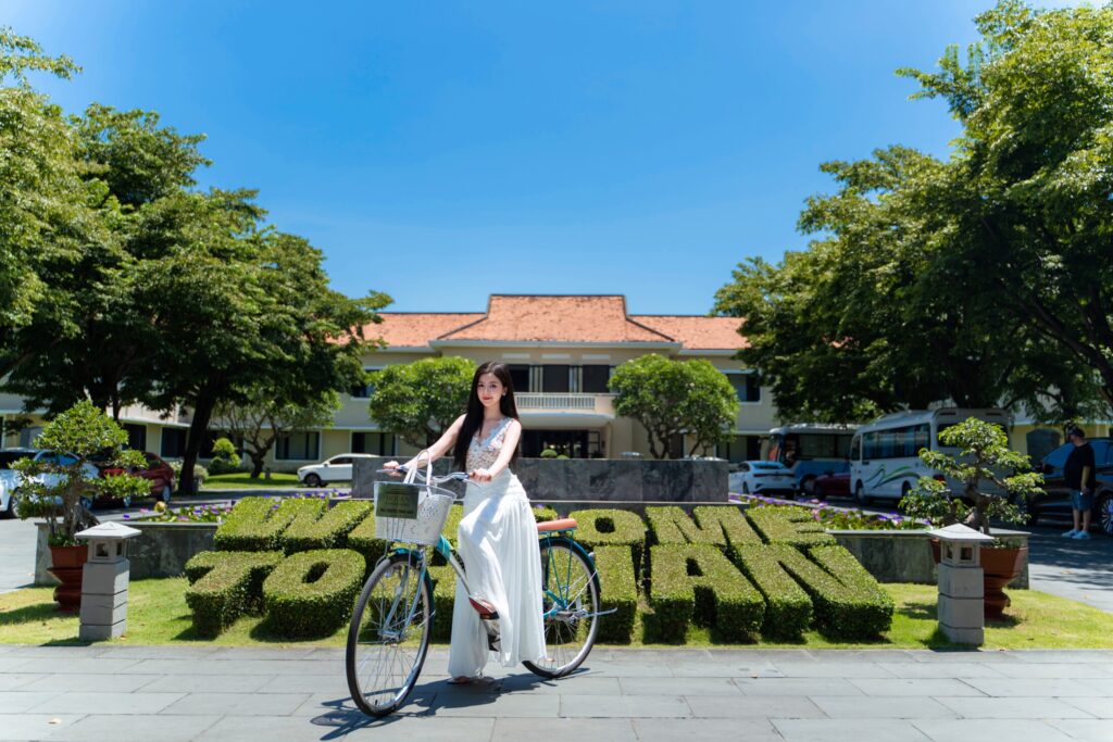 Front entrance of Hoi An Historic Hotel, a relaxing hotel near Hoi An Ancient Town